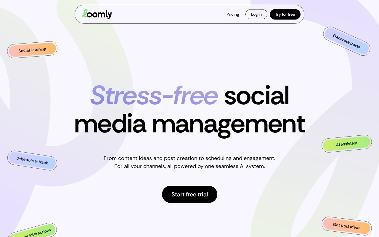 Screenshot of the Loomly website